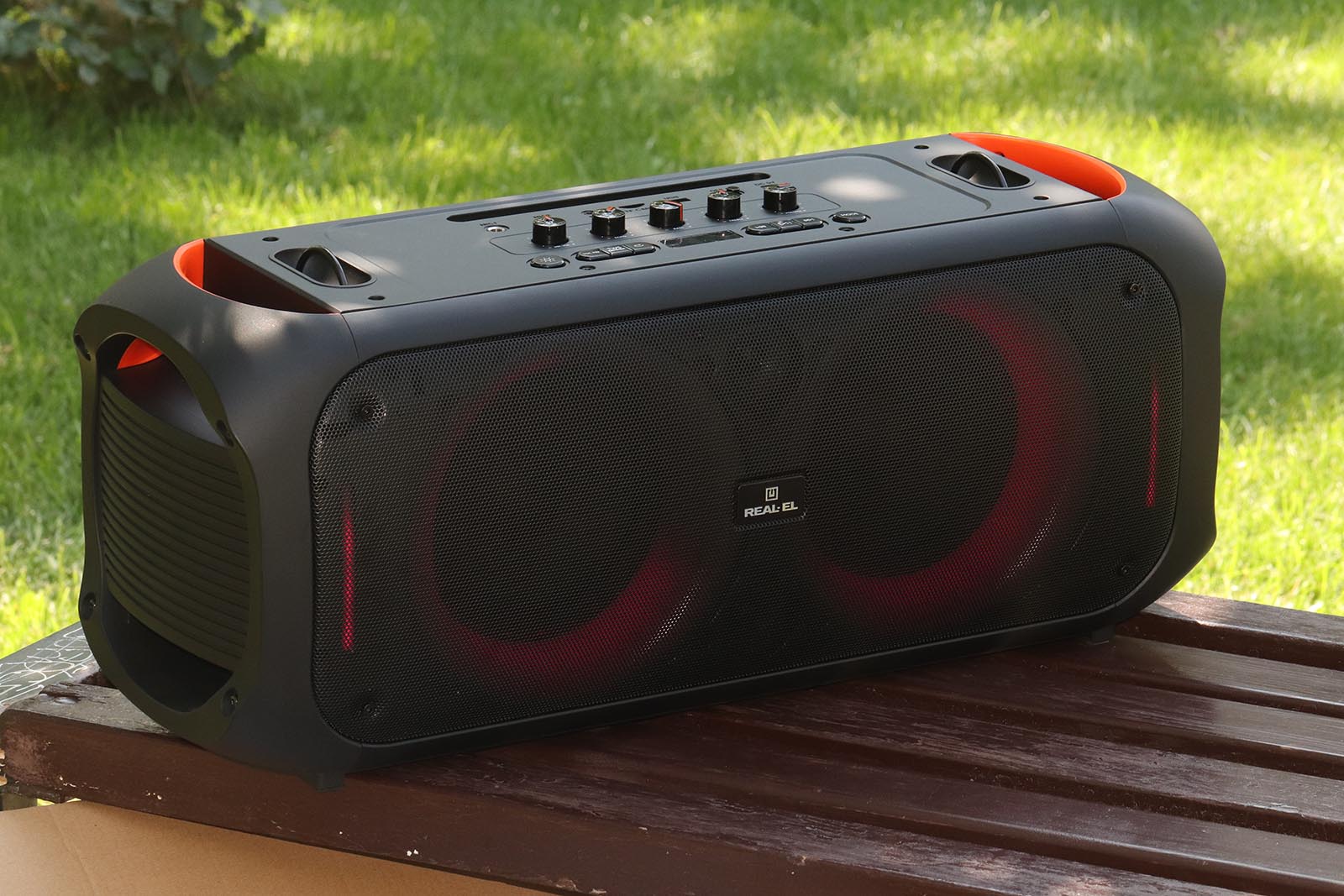 REAL-EL_X-795_portable_acoustics