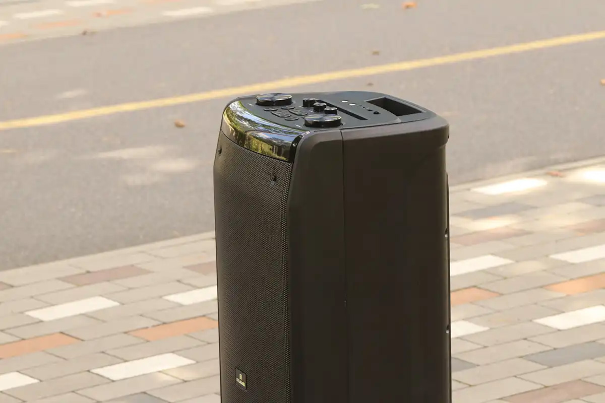 REAL-EL_X-797_portable_acoustics