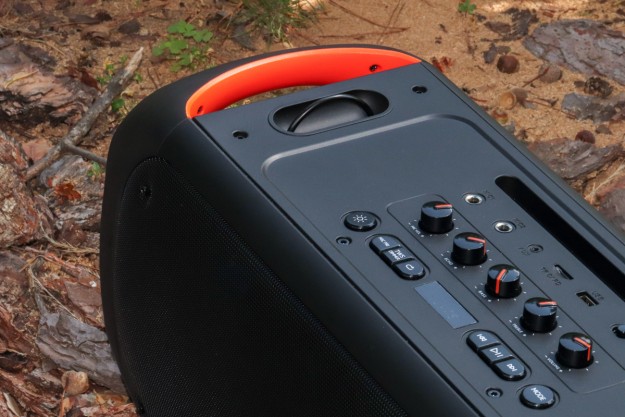 REAL-EL_X-795_portable_acoustics