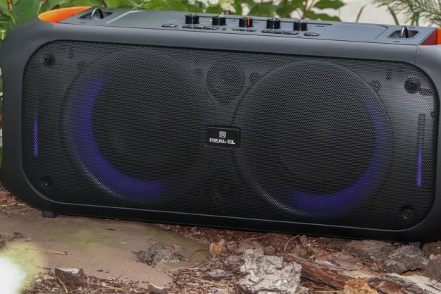 REAL-EL_X-795_portable_acoustics