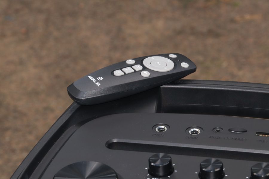 REAL-EL_X-797_portable_acoustics