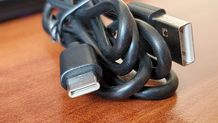 Кабель зарядного пристрою REAL-EL WL-740 kabel-zaryadnogo-pristroyu-real-el-wl-740