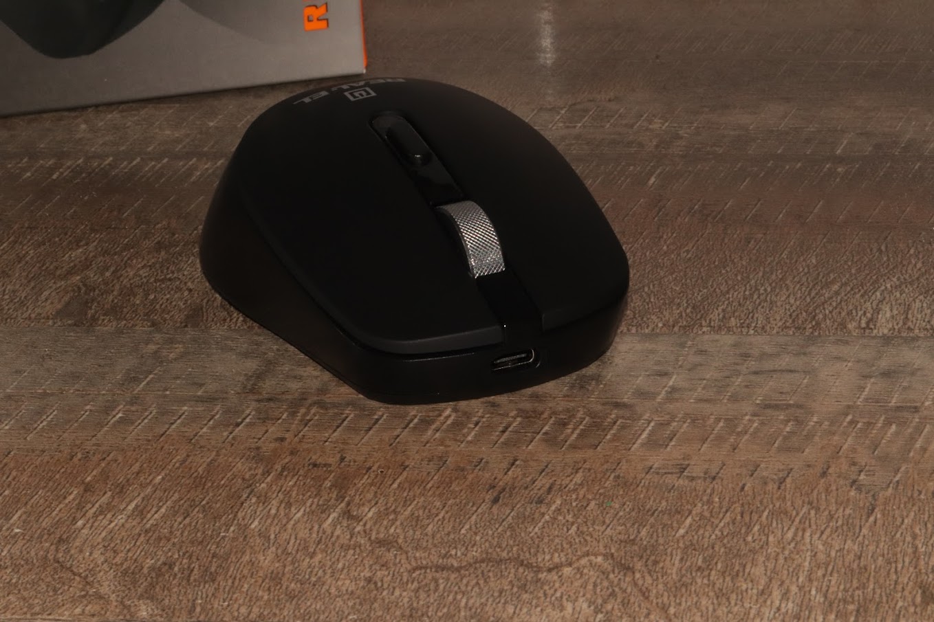 Wireless-optical-mouse-REAL-EL RM-380W