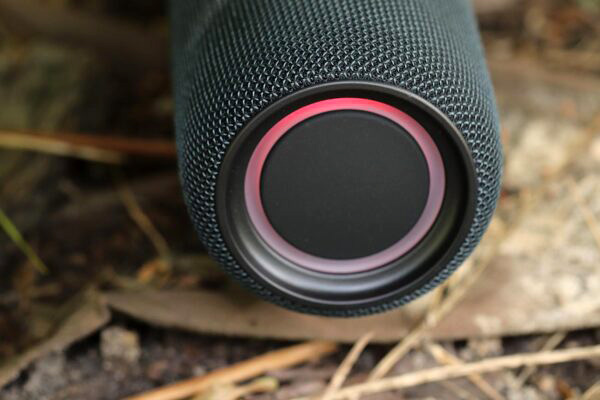 REAL-EL_X-715_portable_acoustics