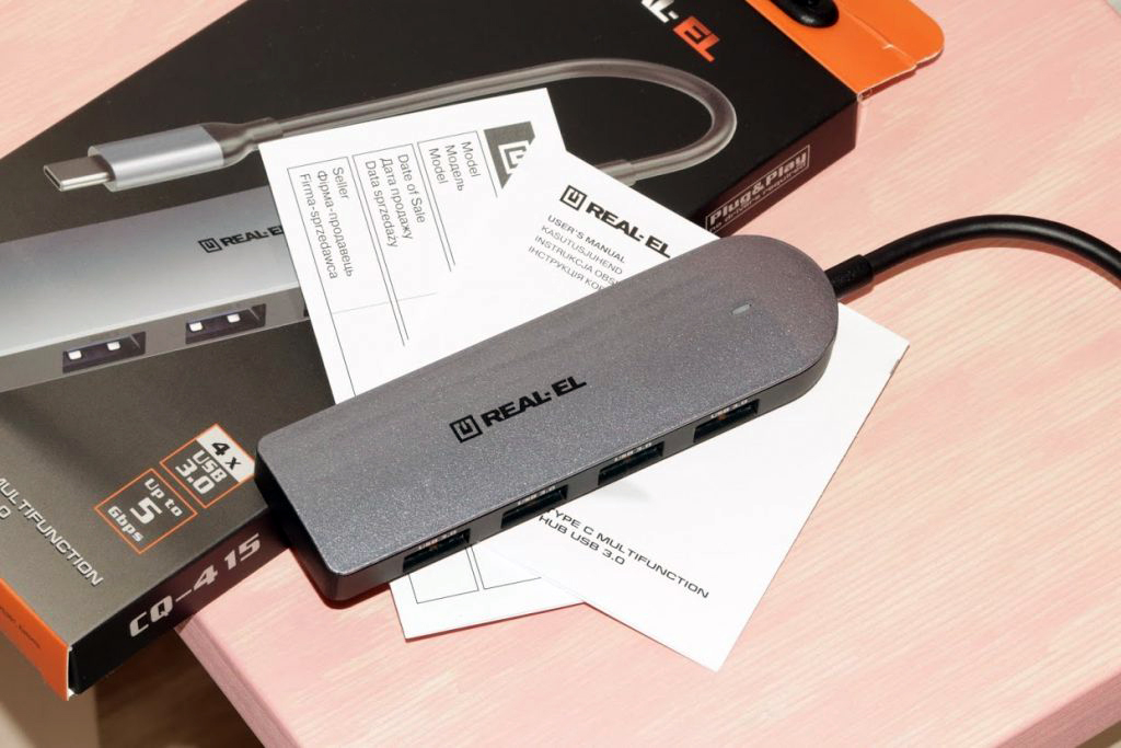 Комплект поставки хаба REAL-EL CQ-415 komplekt-postavki-haba-real-el-cq-415