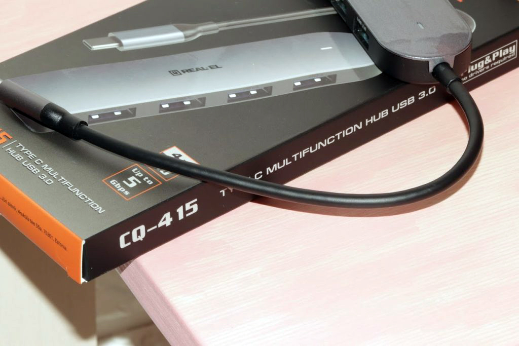 Хаб REAL-EL CQ-415 hab-real-el-cq-415