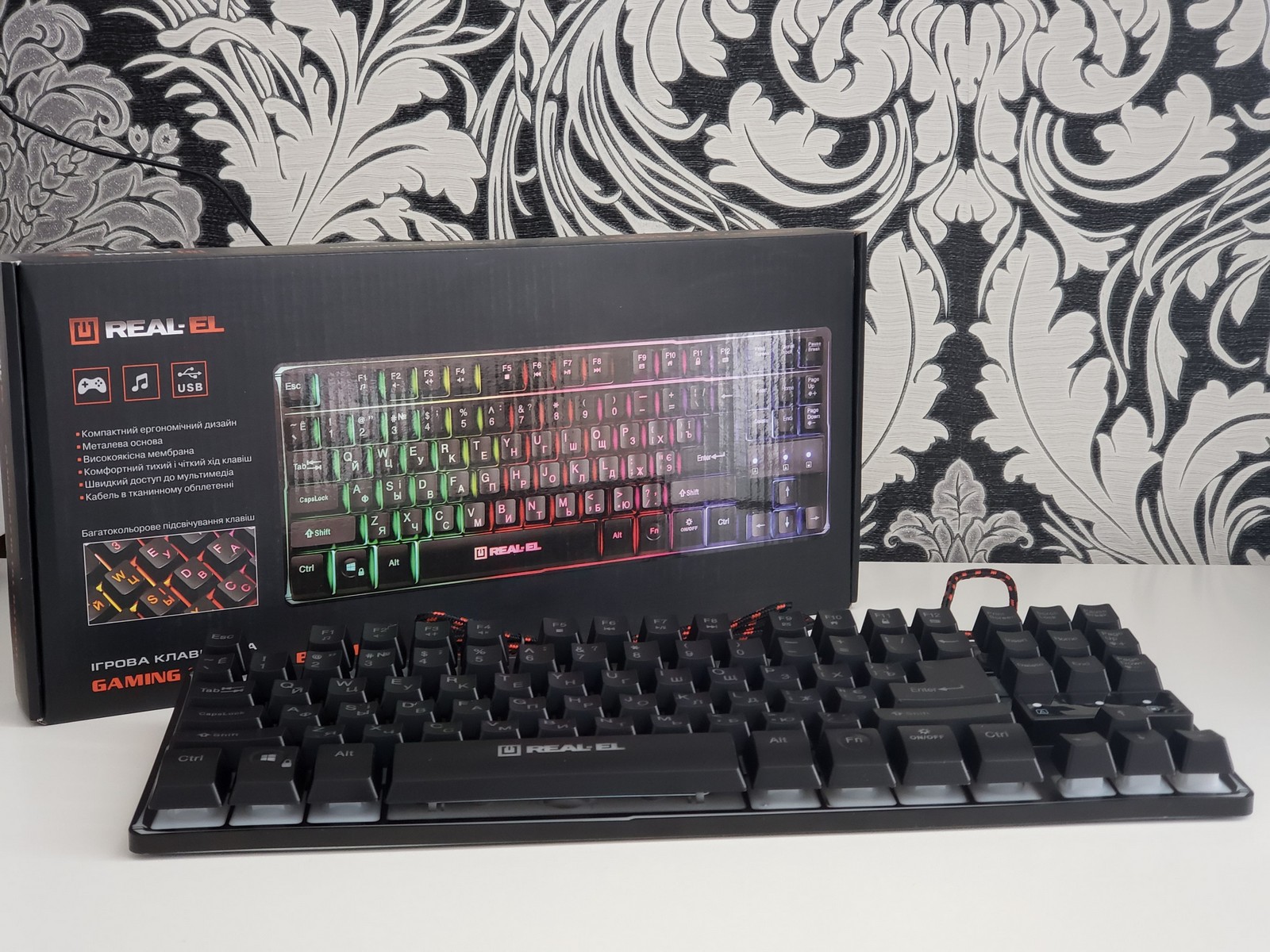 Фото клавіатури REAL-EL Gaming 8710 TKL Backlit