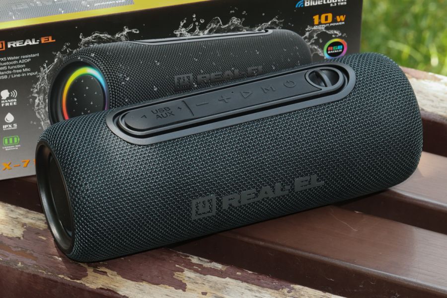 REAL-EL_X-715_portable_acoustics