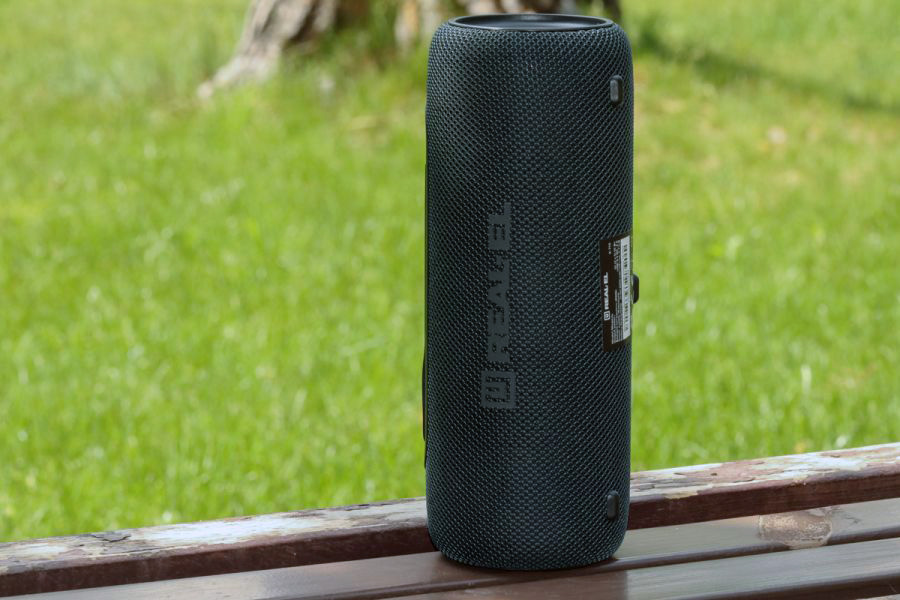 REAL-EL_X-715_portable_acoustics