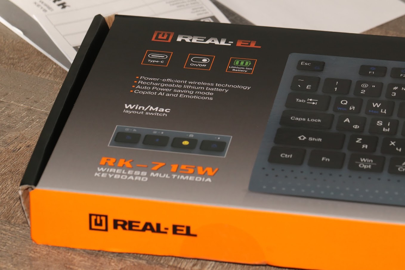 nyzkoprofilna-bezdrotova-klaviatura-REAL-EL-RK-715W