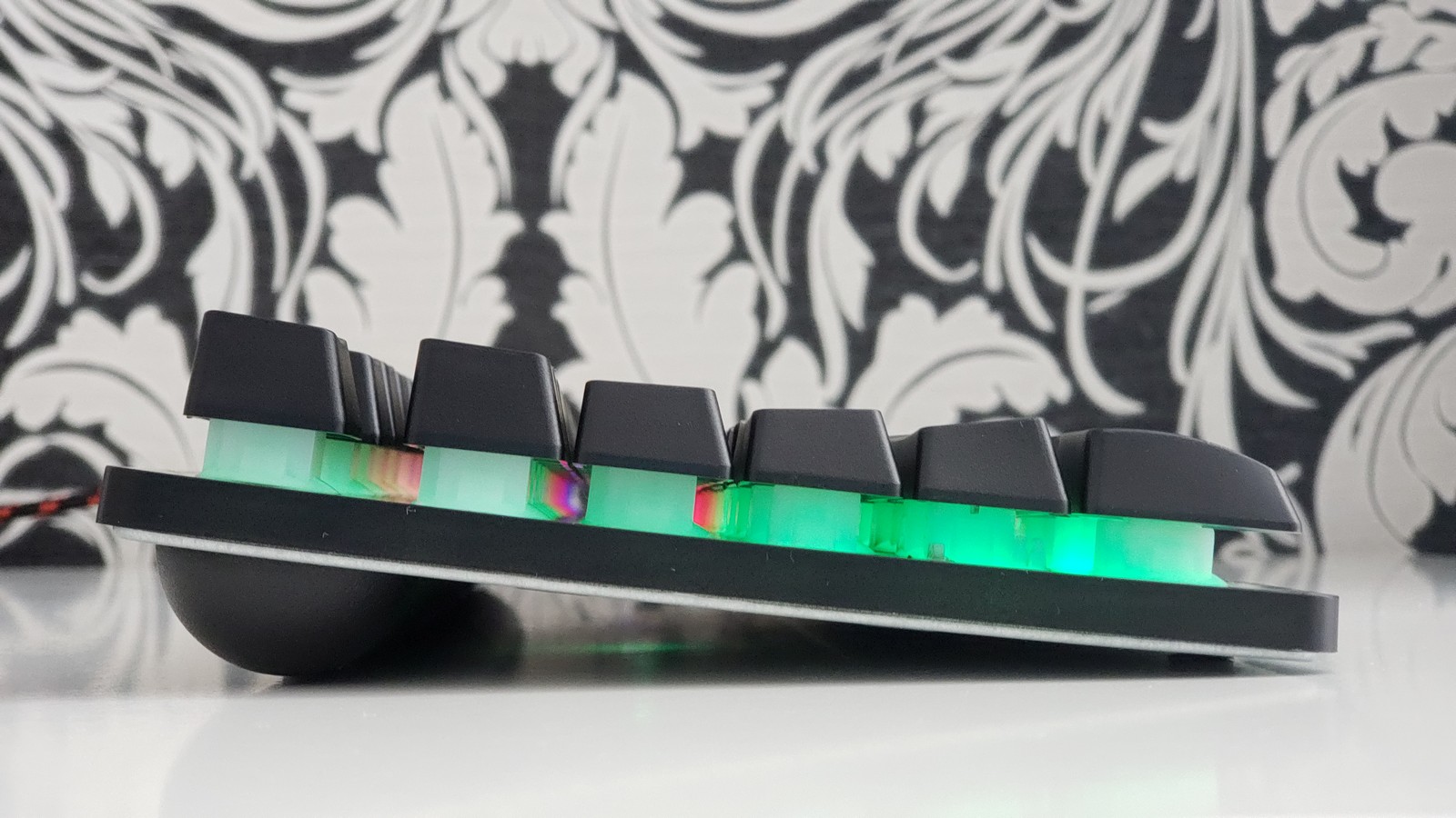 Фото клавіатури REAL-EL Gaming 8710 TKL Backlit