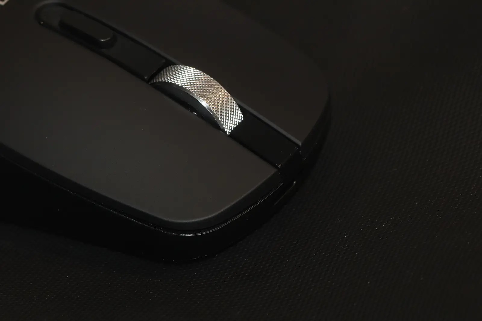 bezdrotova_myshka_REAL-EL_RM-380W